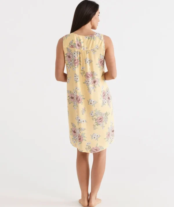 Sussan Floral Nightie-Women Nighties